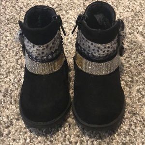 Black rockstar koala baby boot! Size 4 NWOT